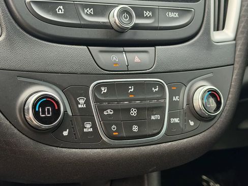 Used 2024 Chevrolet Malibu LT image 26