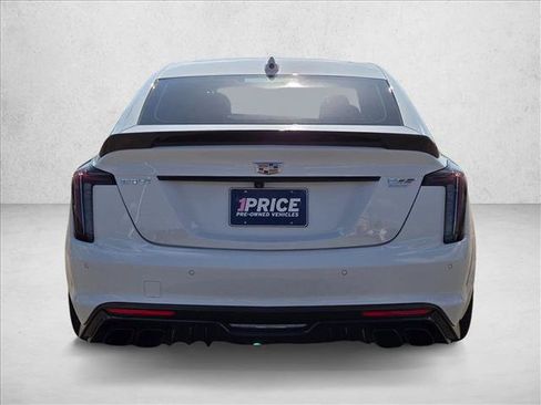Used 2024 Cadillac CT5 V Blackwing w/ Carbon Fiber Package 2 RWD image 6