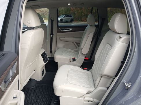 New 2026 Volkswagen Atlas SEL Premium R-Line image 25