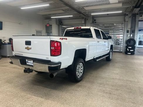 Used 2019 Chevrolet Silverado 2500 LTZ w/ Duramax Plus Package AWD/4WD image 5
