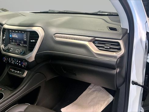 Used 2023 GMC Acadia Denali AWD/4WD image 14