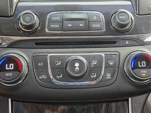 Used 2019 Chevrolet Impala Premier image 16