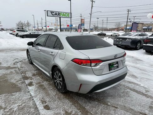 Used 2020 Toyota Corolla LE image 8
