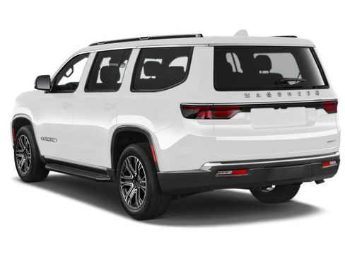 Used 2022 Jeep Wagoneer Series III w/ Premium Group I image 2