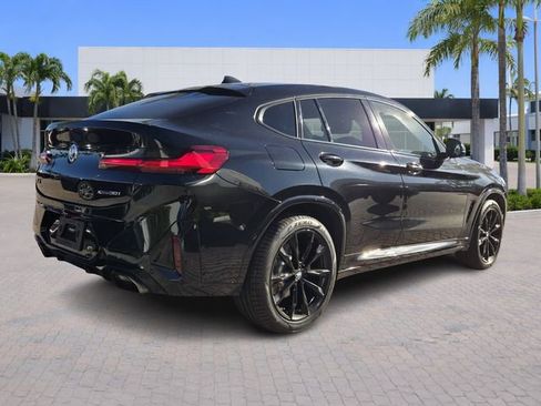 Used 2022 BMW X4 xDrive30i w/ M Sport Package image 7