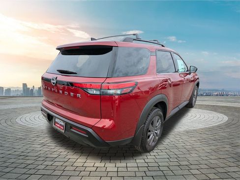 New 2026 Nissan Pathfinder SV image 4