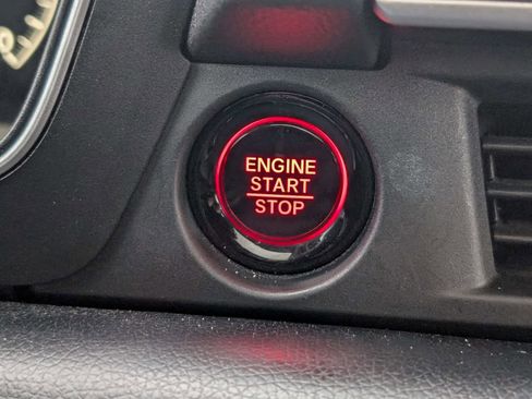 Certified 2025 Honda Pilot Touring image 26