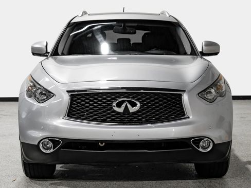 Used 2017 INFINITI QX70 AWD w/ Premium Package image 3