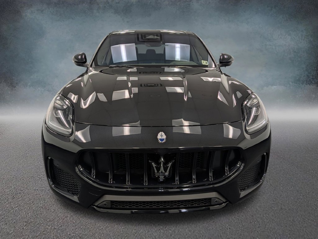 Used 2025 Maserati Grecale Modena AWD/4WD image 2