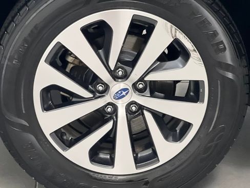 Used 2023 Subaru Outback Premium image 70