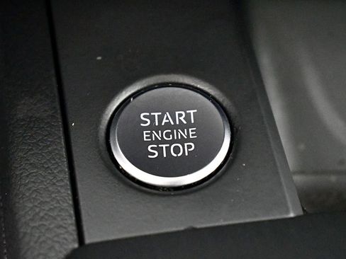 Used 2017 Audi A4 2.0T Premium Plus w/ Premium Plus Package image 27