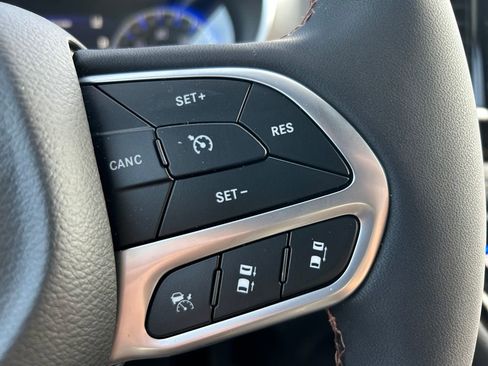 New 2026 Chrysler Pacifica Pinnacle image 21