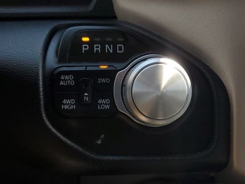 Used 2022 RAM 1500 Laramie AWD/4WD image 34