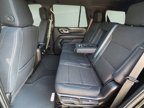 Used 2024 Chevrolet Tahoe LS AWD/4WD image 19
