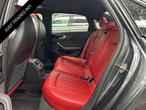 Used 2023 Audi S4 Premium Plus w/ Premium Plus Package image 11