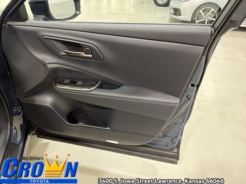 New 2025 Toyota Crown Signia AWD/4WD image 38