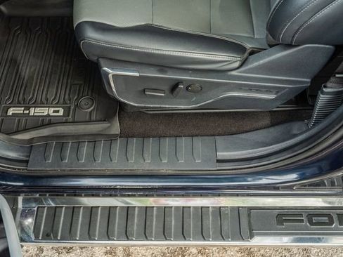 Used 2022 Ford F150 Lariat image 18