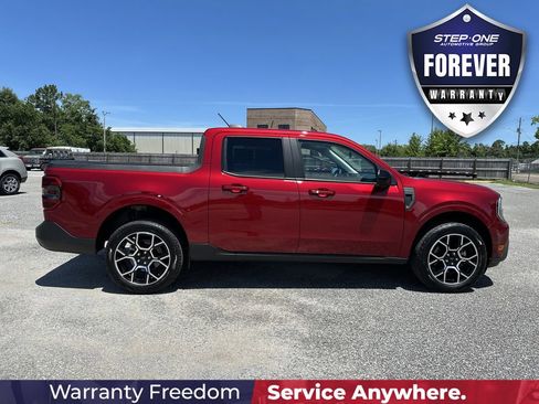 Used 2025 Ford Maverick Lariat w/ 4K Tow Package AWD/4WD image 8