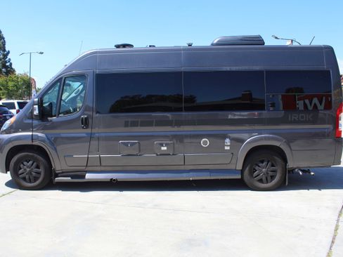 Used 2018 RAM ProMaster 3500 w/ Mopar Trailer Tow Group FWD image 15