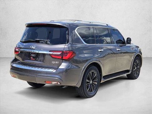 Used 2022 INFINITI QX80 Luxe w/ All-Season Package RWD image 5