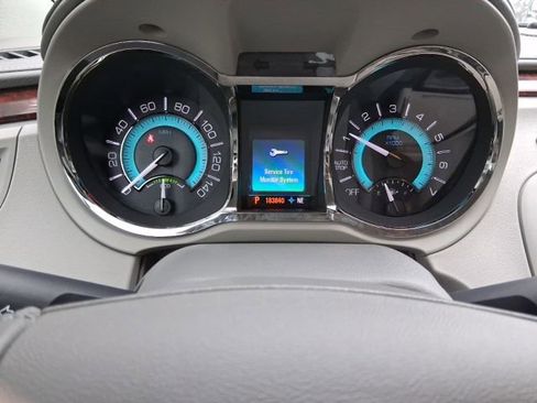 Used 2012 Buick LaCrosse Premium image 18