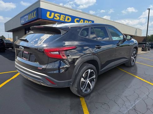 Used 2024 Chevrolet Trax RS w/ Driver Confidence Package FWD image 5