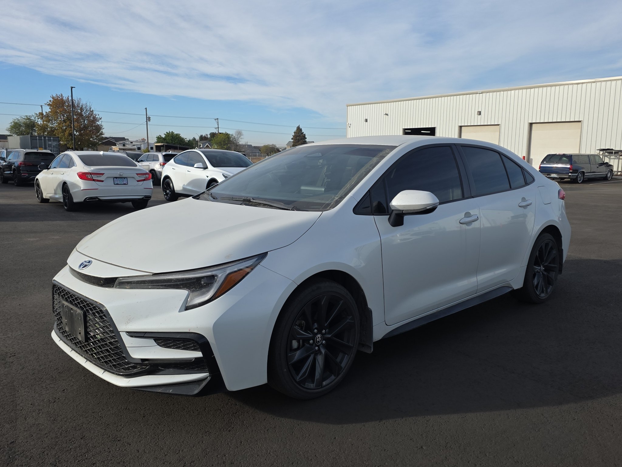 Used 2024 Toyota Corolla SE FWD image 3