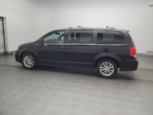 Used 2019 Dodge Grand Caravan SXT FWD image 3