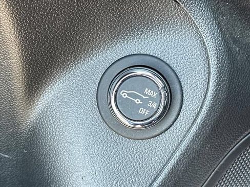 Certified 2023 Buick Encore GX Select FWD image 21