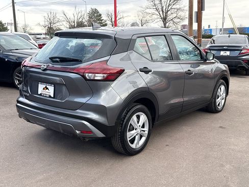 Used 2023 Nissan Kicks S image 7