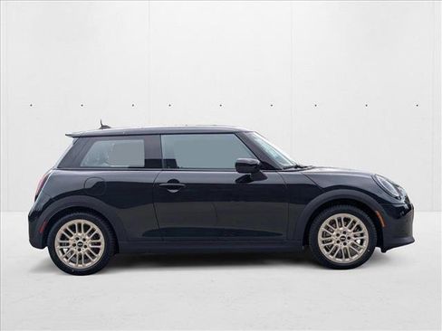 Used 2025 MINI Cooper S image 4