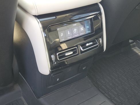 New 2026 Lincoln Aviator Reserve AWD/4WD image 24