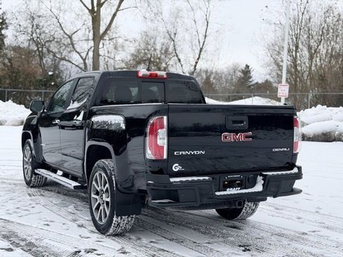 Used 2020 GMC Canyon Denali image 5