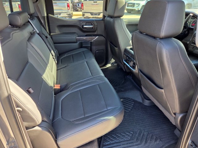 Used 2022 Chevrolet Silverado 1500 LTZ w/ LTZ Premium Package AWD/4WD image 15