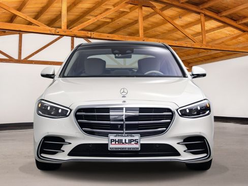 Used 2022 Mercedes-Benz S 500 4MATIC w/ AMG Line Package image 7