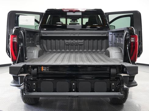 New 2025 GMC Sierra 2500 SLT w/ SLT Premium Package image 13
