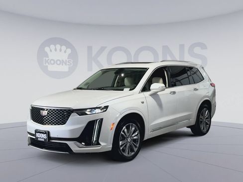 Used 2025 Cadillac XT6 Premium Luxury w/ LPO, Floor Liner Package AWD/4WD image 5