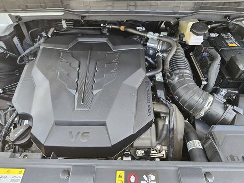 New 2026 Kia Carnival EX FWD image 21