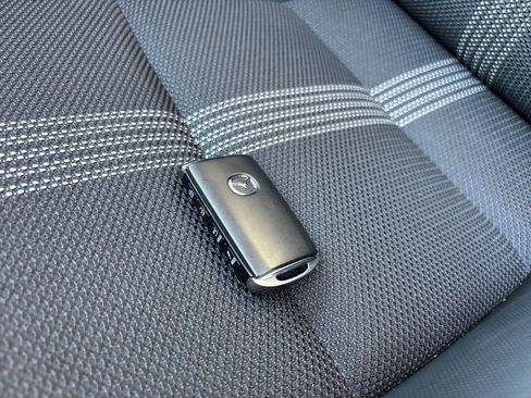 Used 2025 MAZDA CX-50 AWD 2.5 S w/ Cargo Package image 33