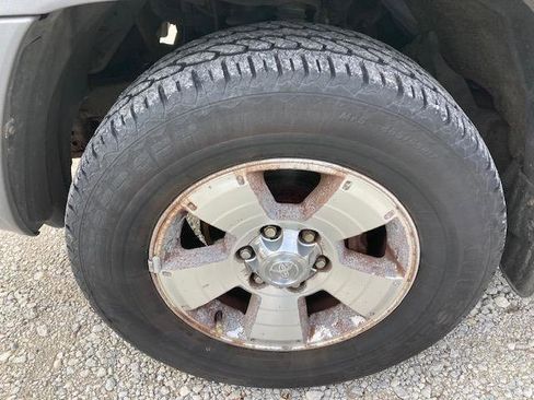 Used 2003 Toyota 4Runner SR5 AWD/4WD image 33
