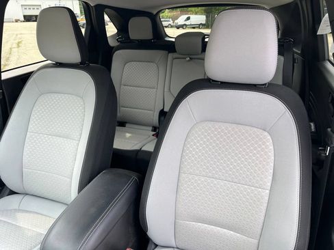 Used 2024 Ford Escape Active AWD/4WD image 17