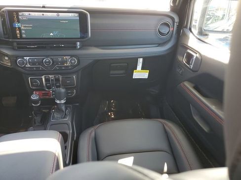 New 2026 Jeep Wrangler Unlimited Rubicon 392 image 18
