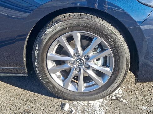 Certified 2025 MAZDA MAZDA3 s image 9