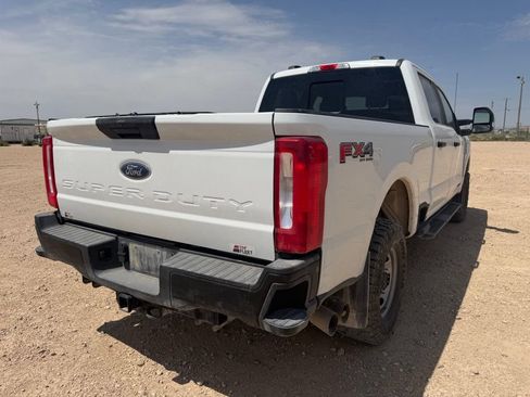Used 2025 Ford F250 XL w/ XL Off-Road Package AWD/4WD image 9