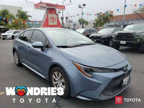 Used 2020 Toyota Corolla LE w/ Carpet Mat Package (TMS) FWD image 1