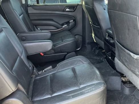 Used 2020 GMC Yukon XL SLT w/ HD Trailering Package image 8