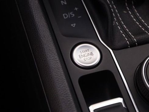 Certified 2023 Volkswagen Atlas Cross Sport SEL Premium R-Line image 17