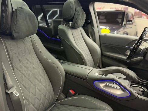 Used 2026 Mercedes-Benz Maybach GLS 600 4MATIC image 17