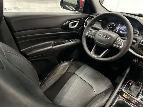 Used 2023 Jeep Compass Limited AWD/4WD image 12