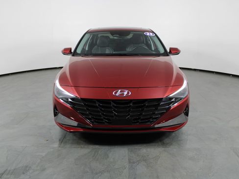 Used 2023 Hyundai Elantra Limited FWD image 12